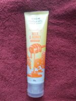 AVON naturals face care