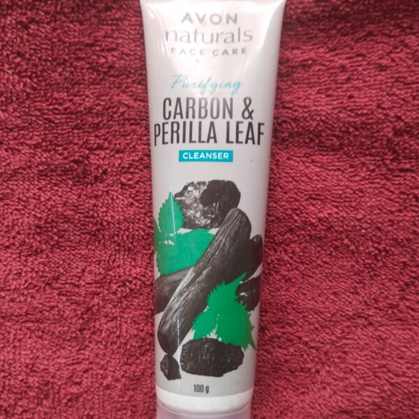 AVON naturals face care