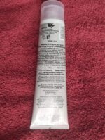 AVON naturals face care - Image 3