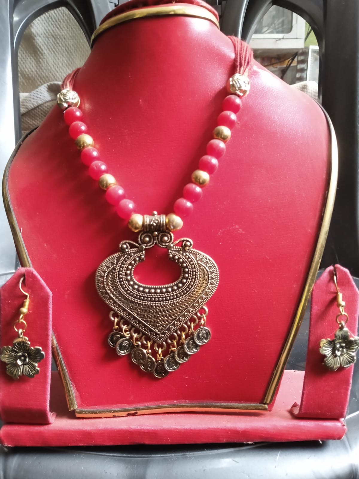 Nekless lal Necklace - Image 1